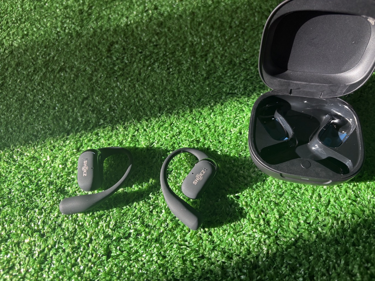 レビュー】Shokz OPENFIT 2+ は調べるほど想像以上の価値を感じる 